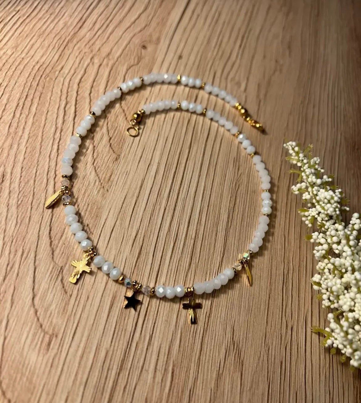 baltas kaklo vėrinys dovana moteriai mamai