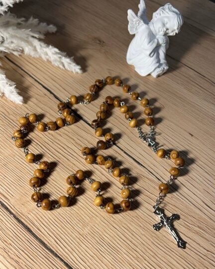 rožančius iš natūralių medinių karoliukų